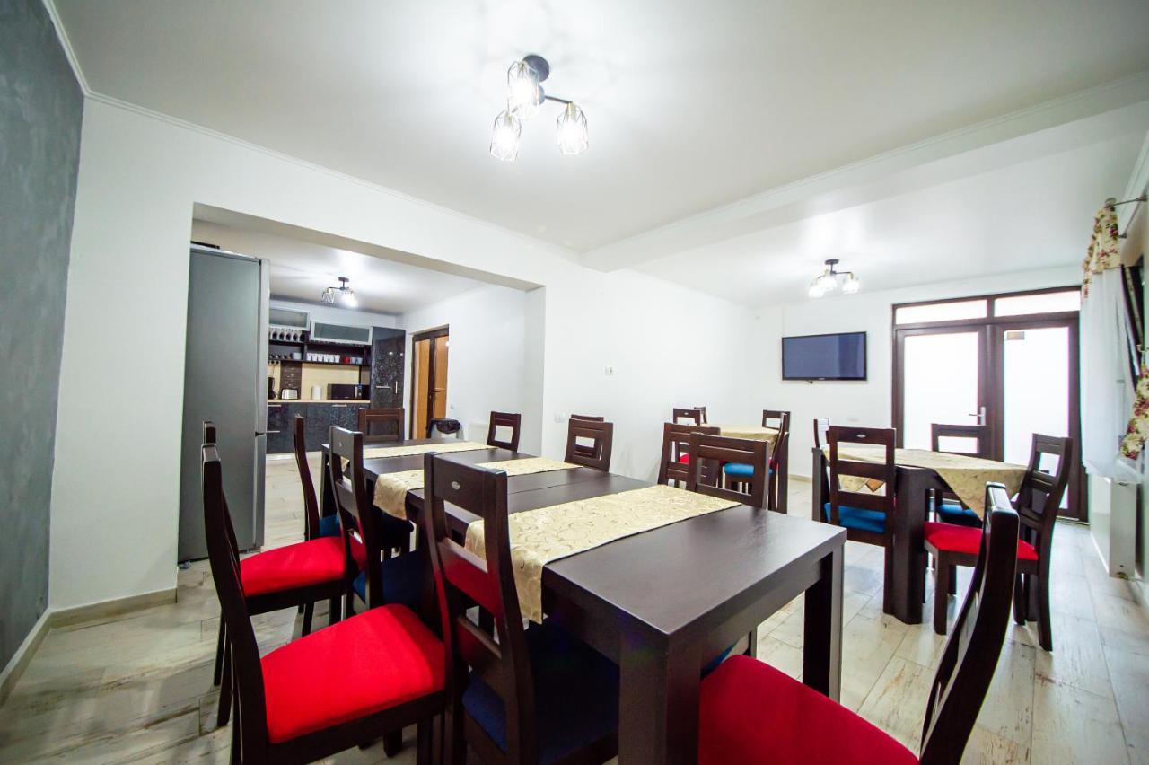 Casa Avram Villa Ramnicu Valcea Luaran gambar
