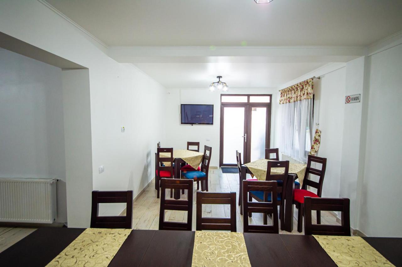 Casa Avram Villa Ramnicu Valcea Luaran gambar