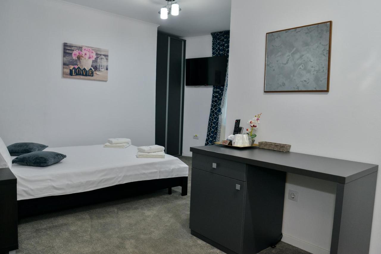 Casa Avram Villa Ramnicu Valcea Luaran gambar