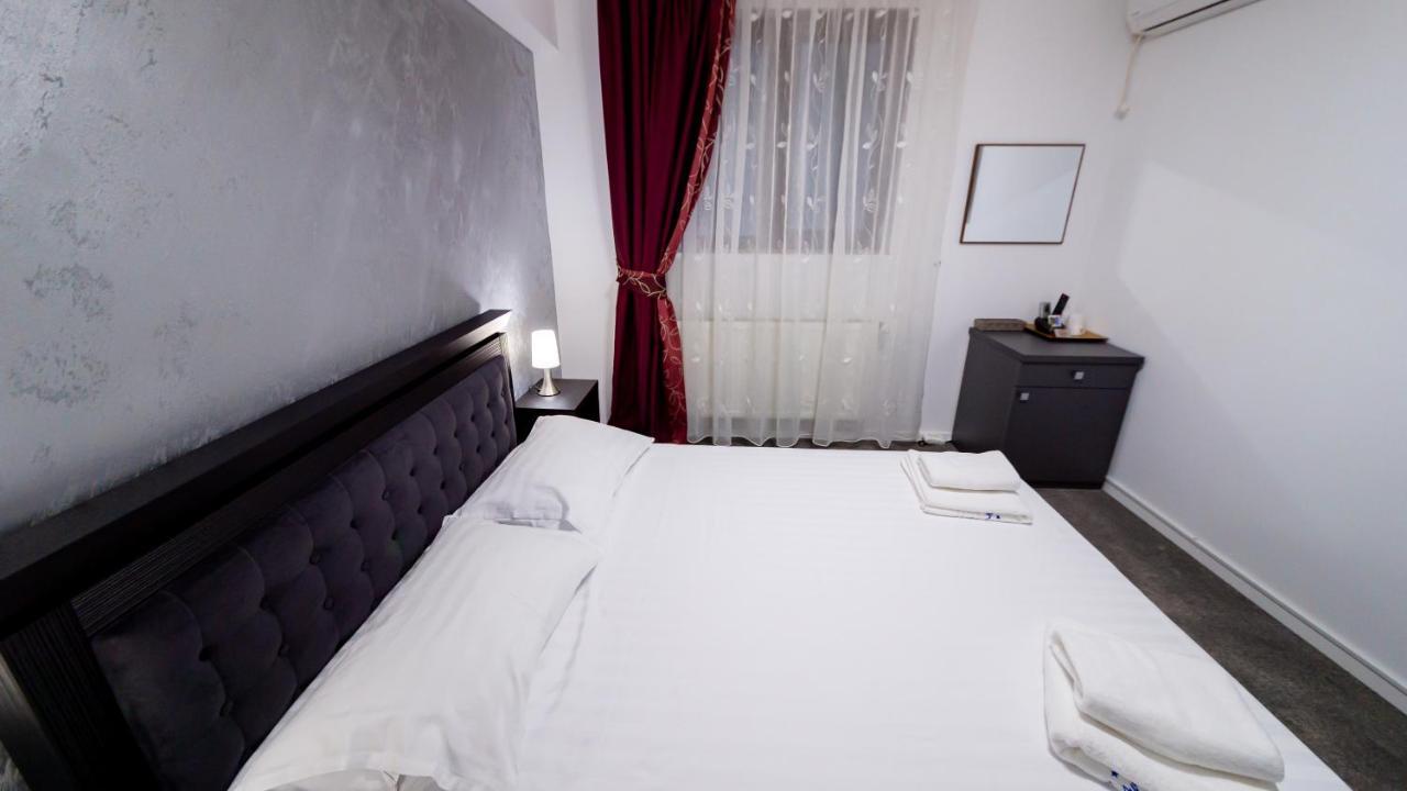 Casa Avram Villa Ramnicu Valcea Luaran gambar