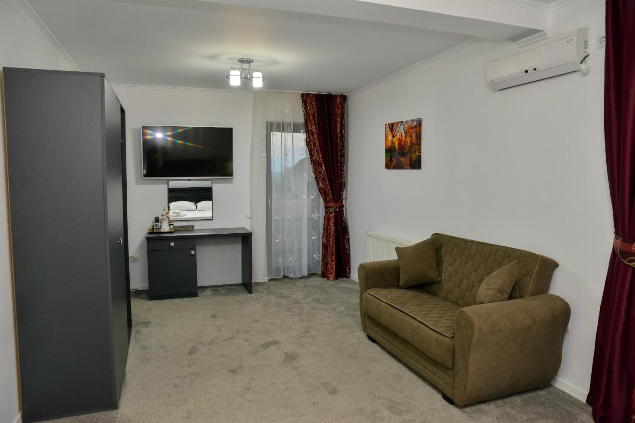 Casa Avram Villa Ramnicu Valcea Luaran gambar