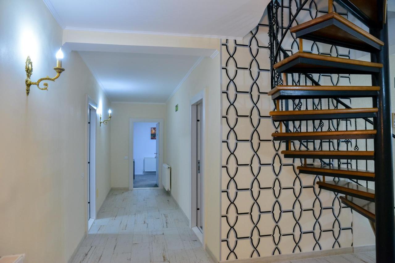 Casa Avram Villa Ramnicu Valcea Luaran gambar